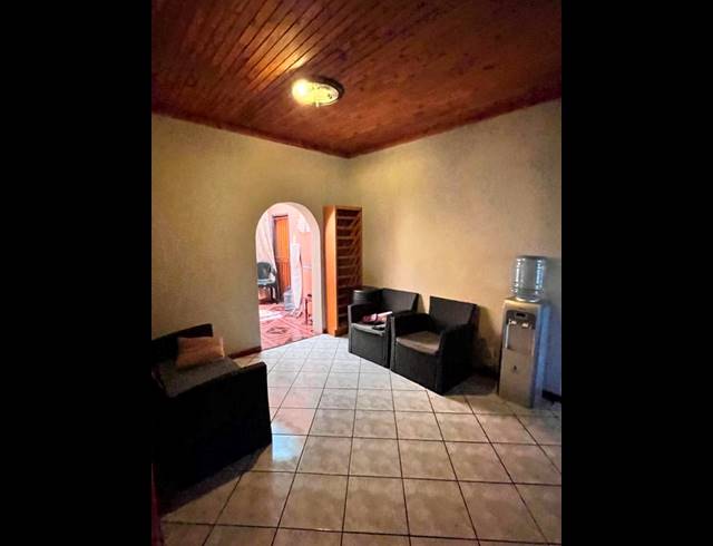 3 BEDROOM PROPERTY TO RENT IN DORANDIA